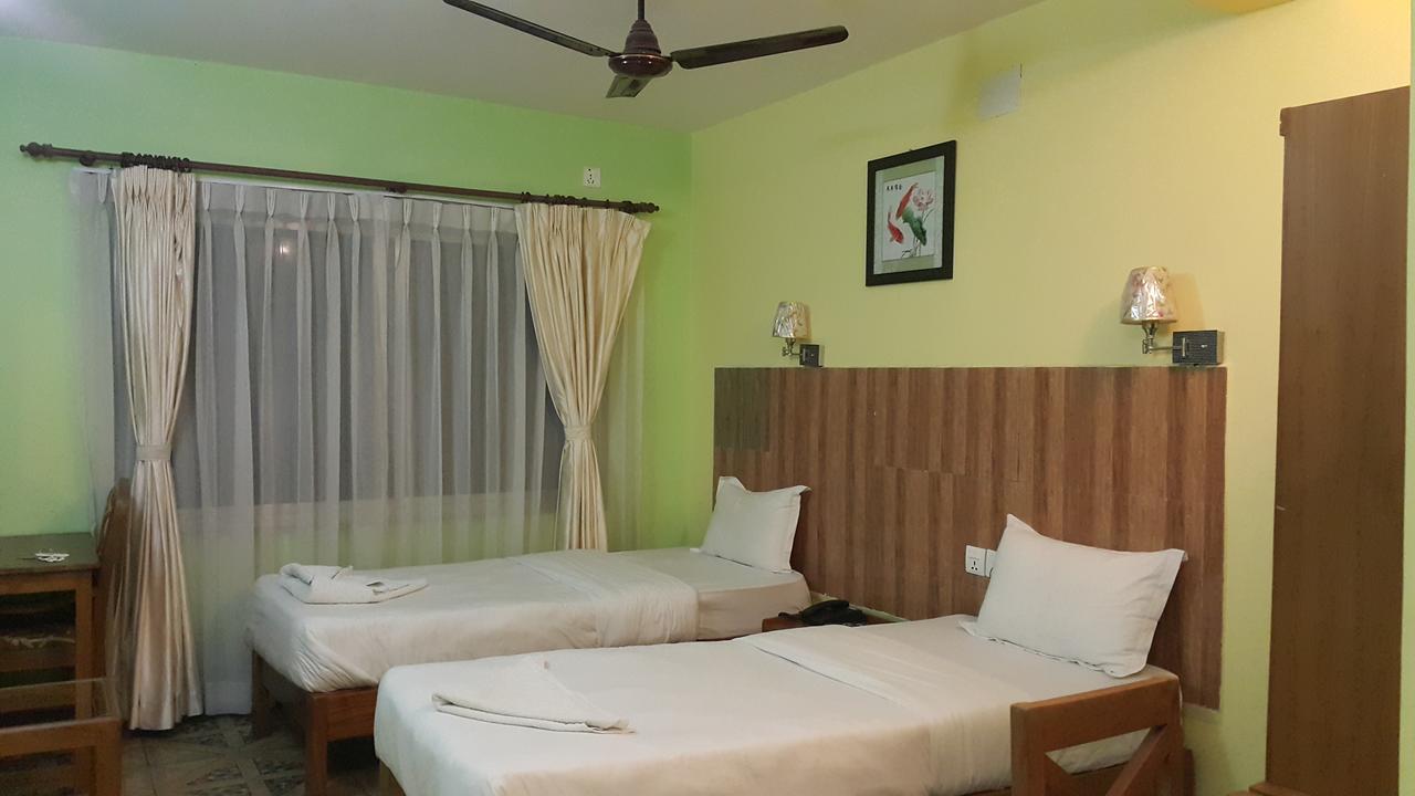 Hotel Bishram Покхара Экстерьер фото